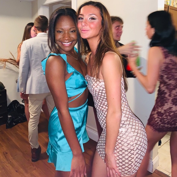 2 peice superdown dress from revolve - Picture 3 of 3